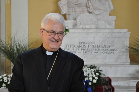 Prohászka Ottokár püspökre emlékezik halálának évfordulóján Spányi Antal